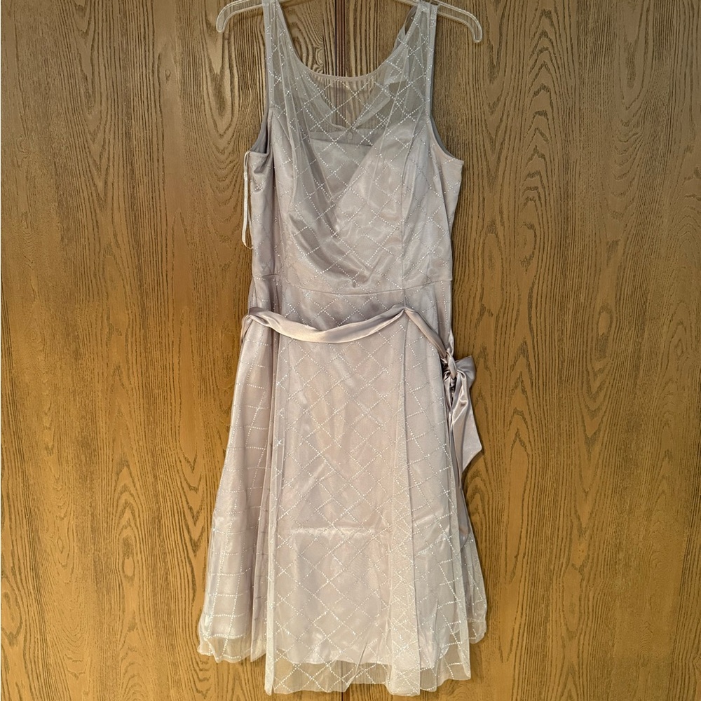 Jessica Howard Silver Midi Dress